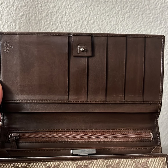 Gucci Vintage Kisslock Wallet - Picture 6 of 9